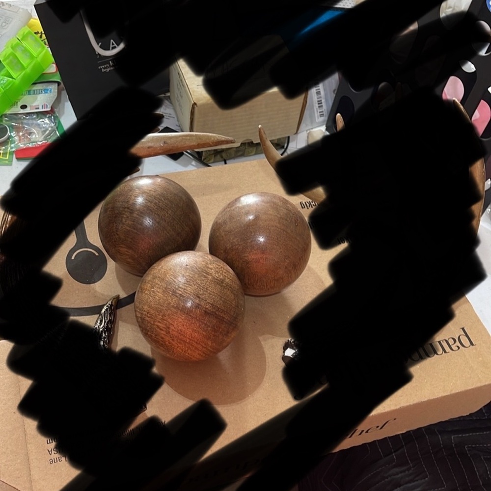 Elegant Brown Wooden Spheres